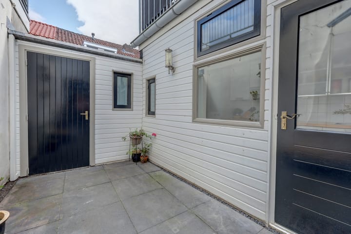 Photo 23 of Heilige Geeststraat 26