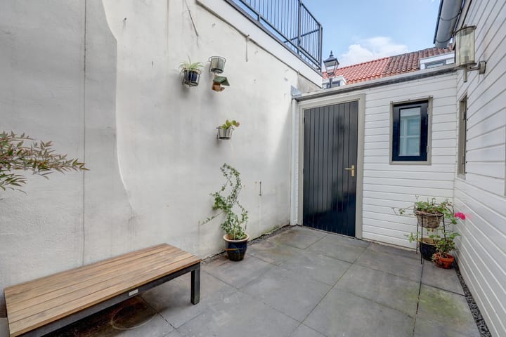 Photo 24 of Heilige Geeststraat 26