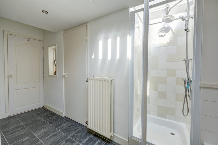 Photo 33 of Heilige Geeststraat 26