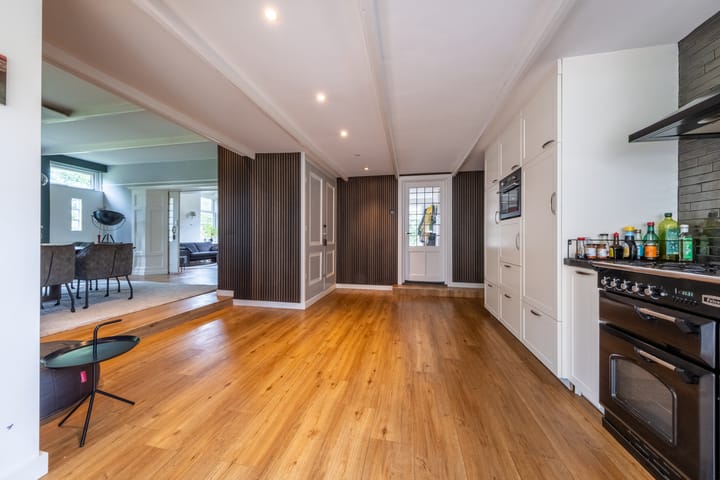 Photo 15 of Hoofdstraat 80