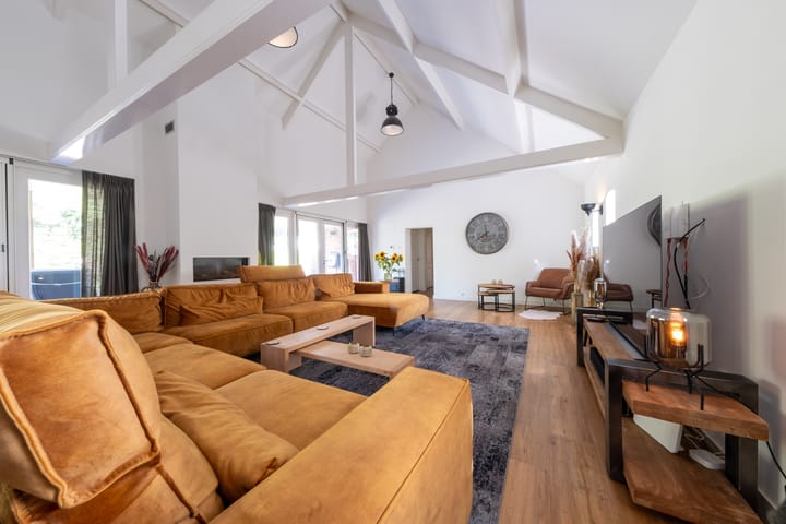 Photo 23 of Hoofdstraat 80