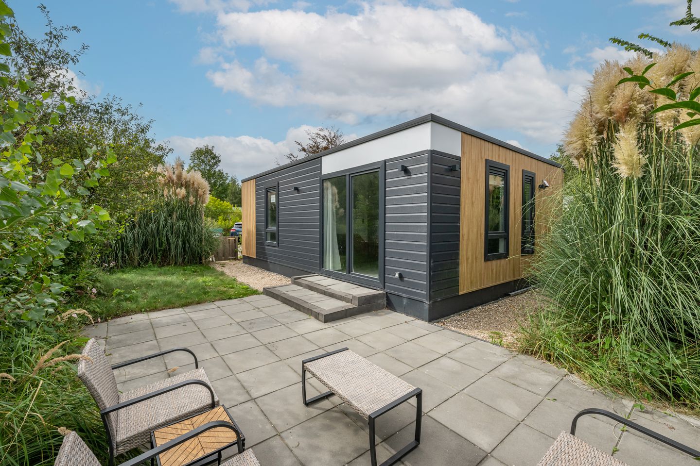 Foto 1 van Sint Pietersweg 5-153