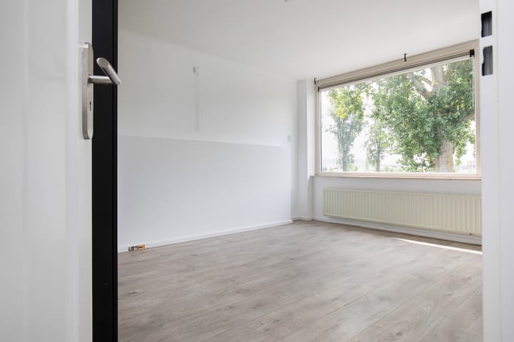 Photo 16 of Graan voor Visch 15815