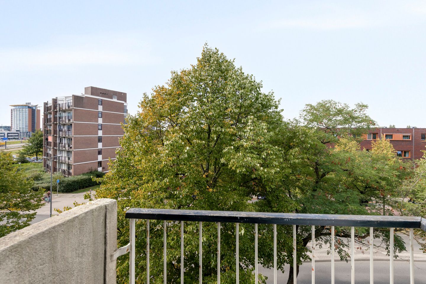 Foto 10 van Burgemeester Van Haarenlaan 1537