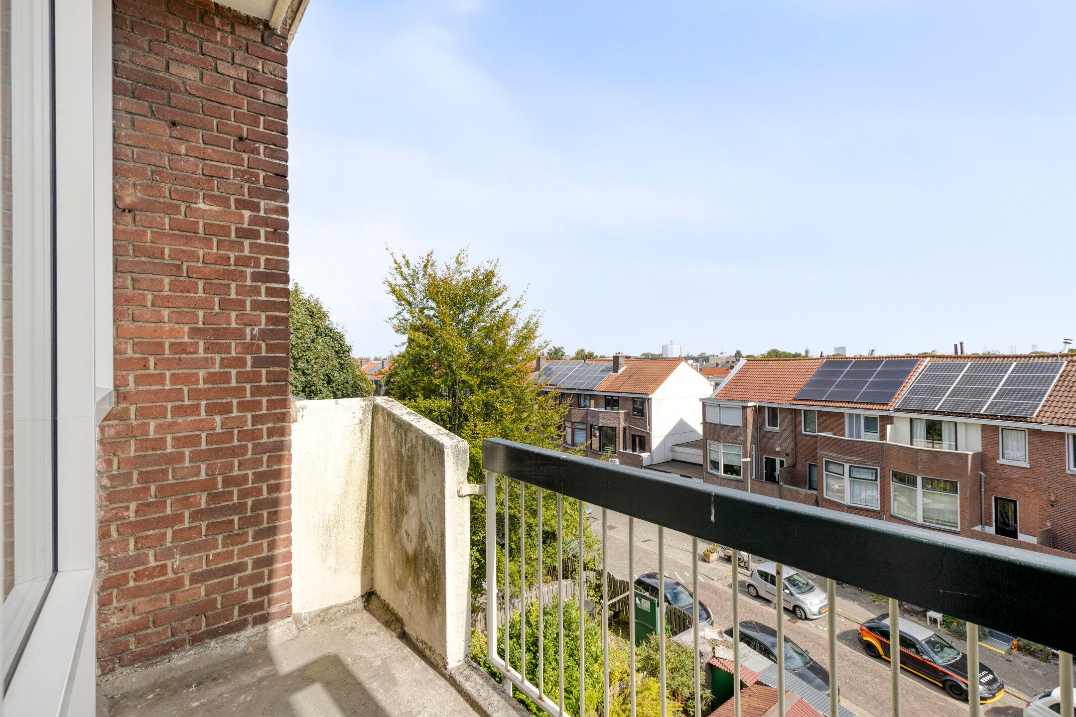 Foto 15 van Burgemeester Van Haarenlaan 1537