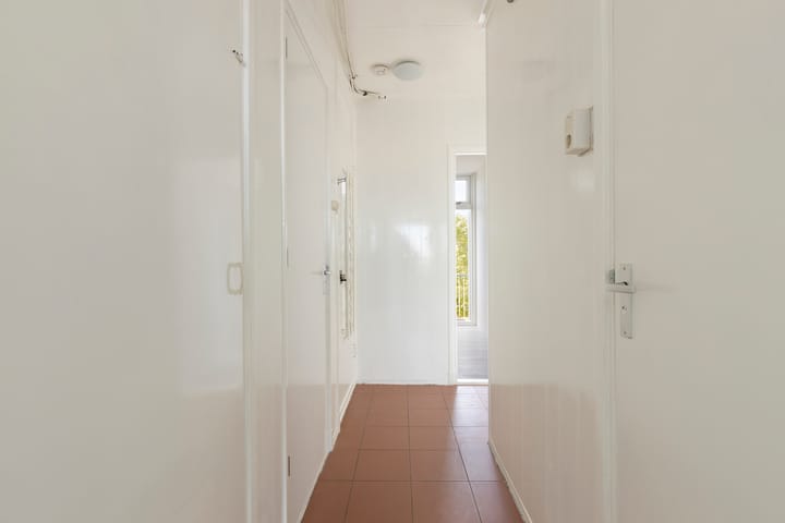 Foto 19 van Burgemeester Van Haarenlaan 1537