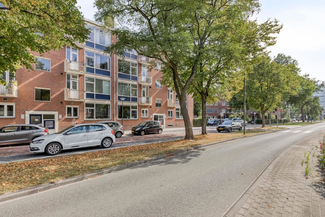 Foto 22 van Burgemeester Van Haarenlaan 1537