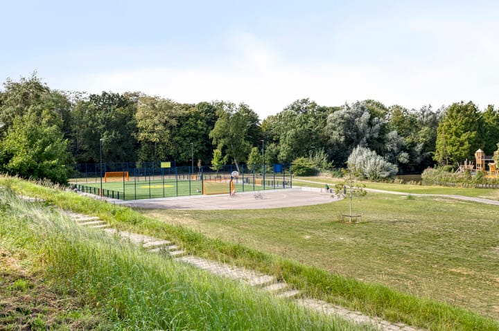 Foto 24 van Burgemeester Van Haarenlaan 1537