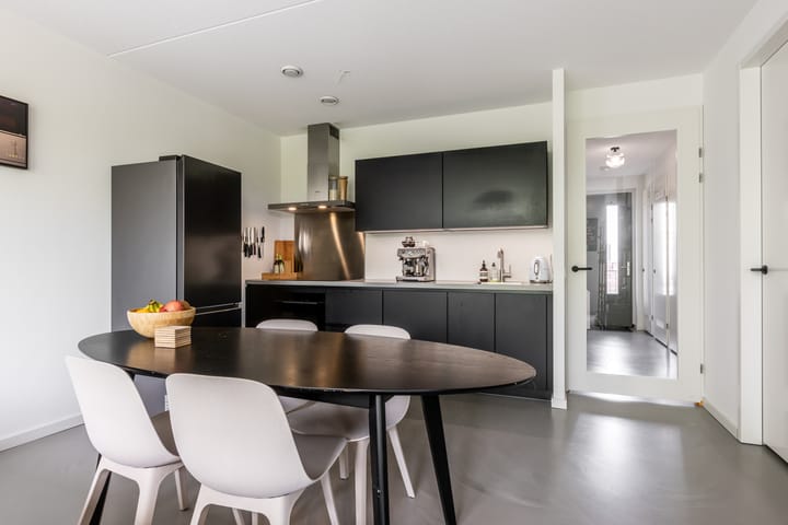 Foto 24 van Roentgenstraat 151