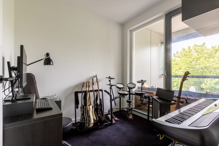 Foto 32 van Roentgenstraat 151