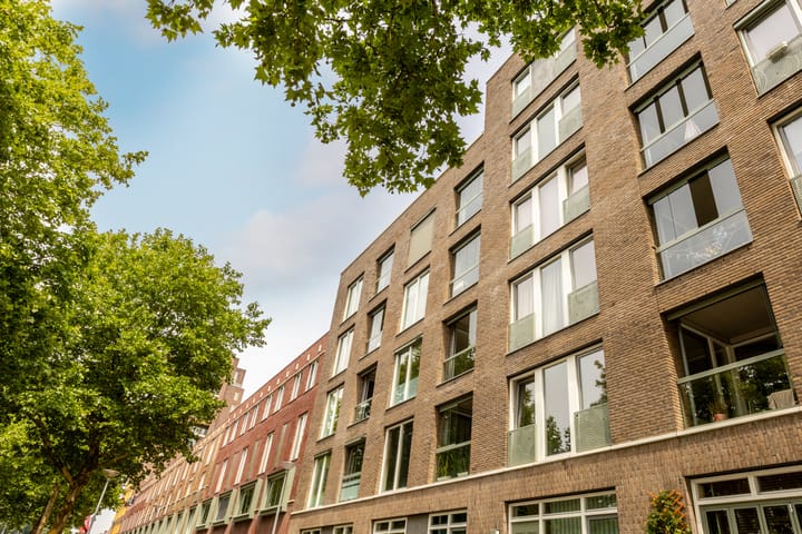 Foto 37 van Roentgenstraat 151