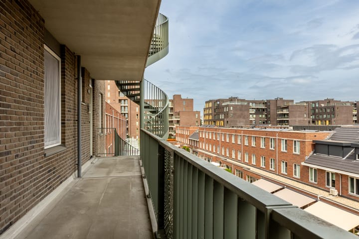 Foto 38 van Roentgenstraat 151