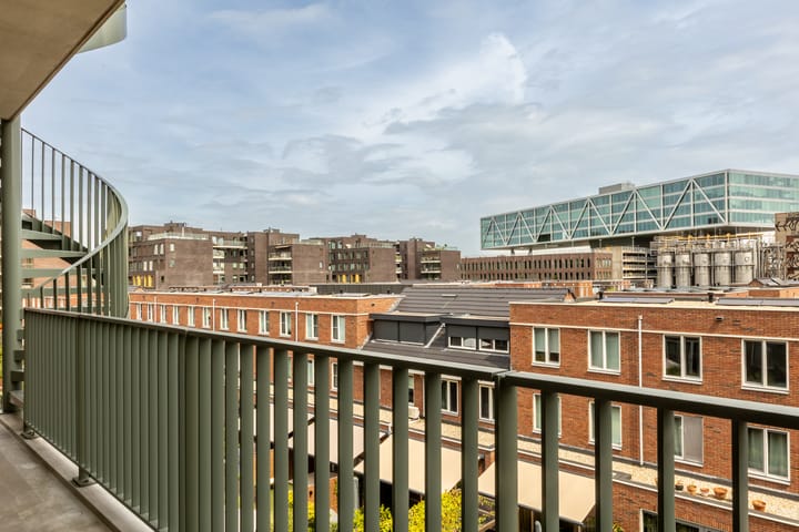 Foto 39 van Roentgenstraat 151