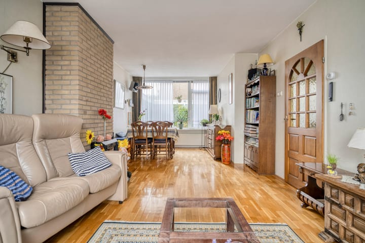 Photo 11 of Lebuïnusstraat 7