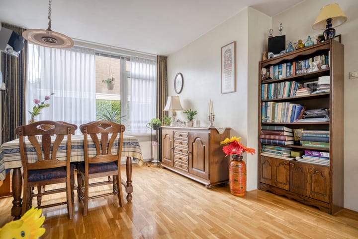 Photo 12 of Lebuïnusstraat 7