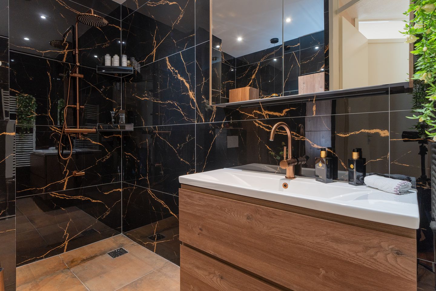 Photo 4 of Rosenveldtstraat 49