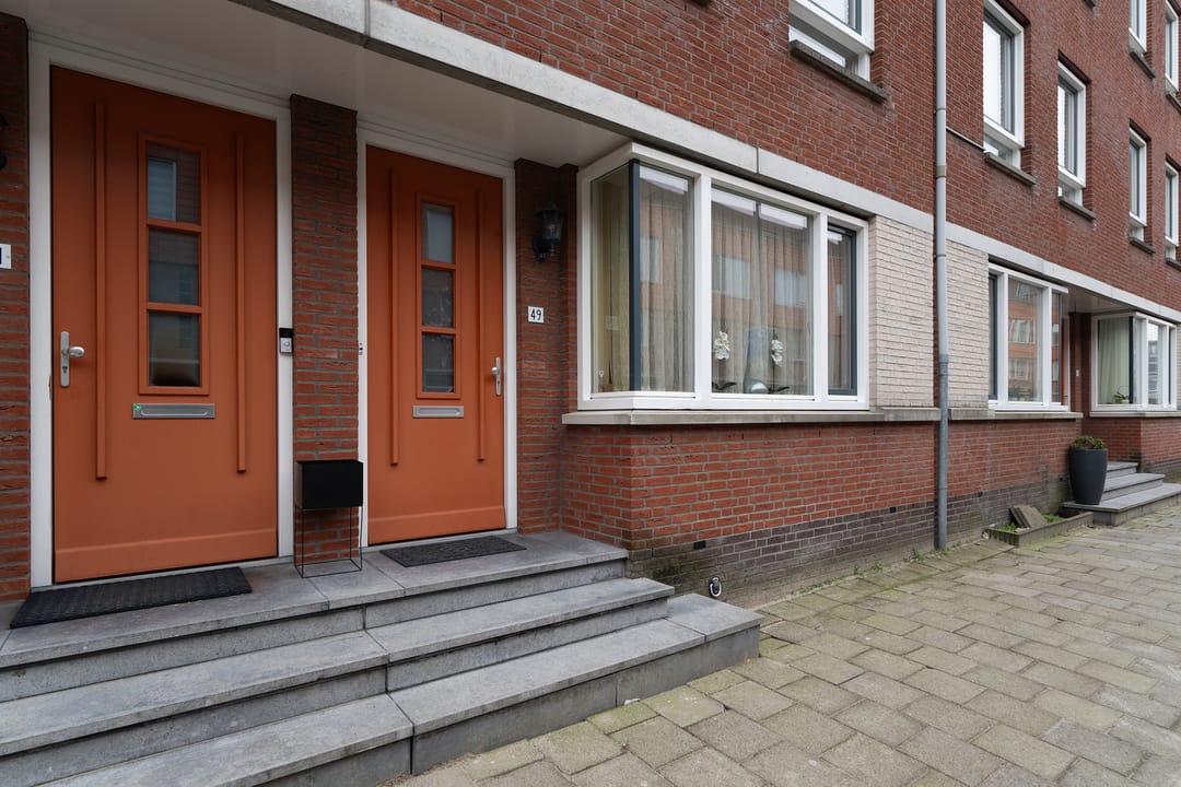 Photo 28 of Rosenveldtstraat 49