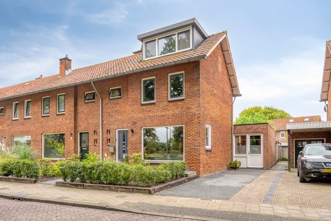 Foto 1 van Mr. Troelstrastraat 4