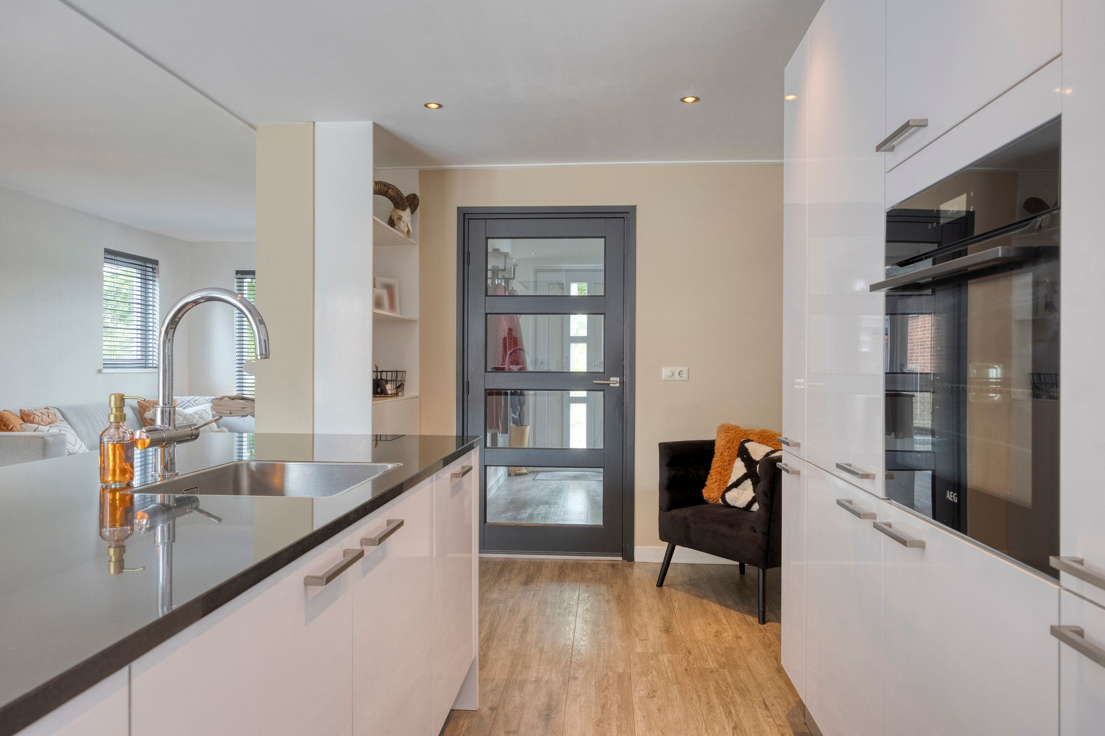 Foto 12 van Mr. Troelstrastraat 4