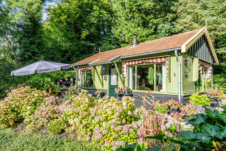 Cronesteyn 2 secondary image