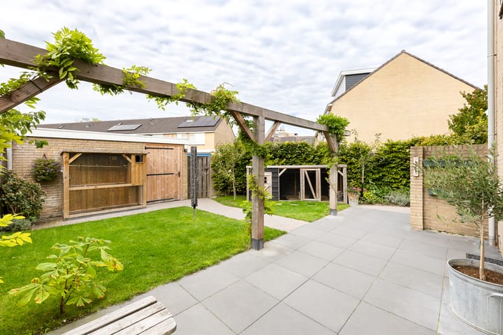 Foto 21 van Abbé de St. Pierre-laan 15