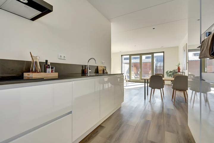 Foto 24 van Silenus 50