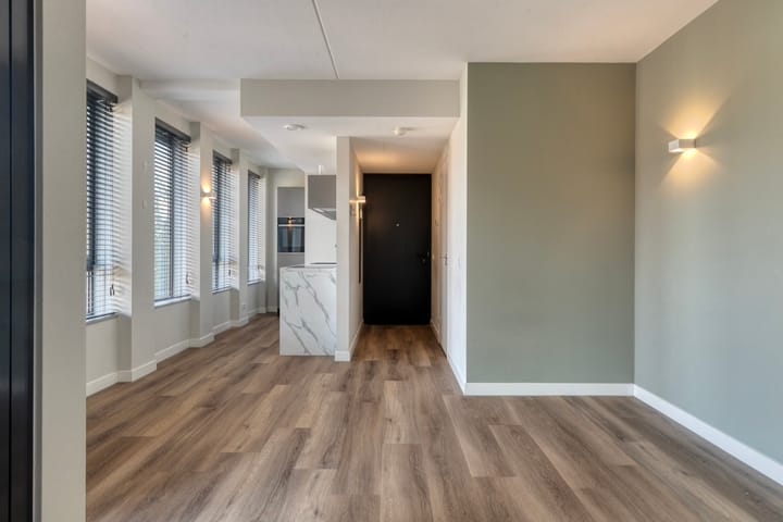 Photo 4 of Hertogstraat 1-08