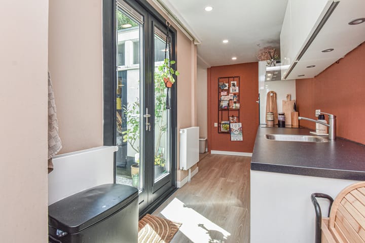 Photo 19 of Bazarlaan 54