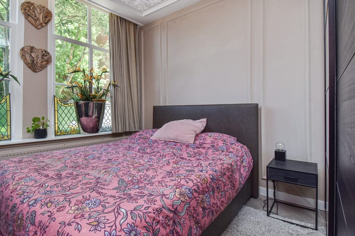 Photo 23 of Bazarlaan 54