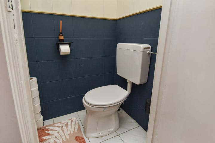 Photo 24 of Bazarlaan 54