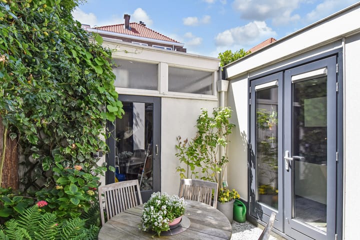 Photo 33 of Bazarlaan 54