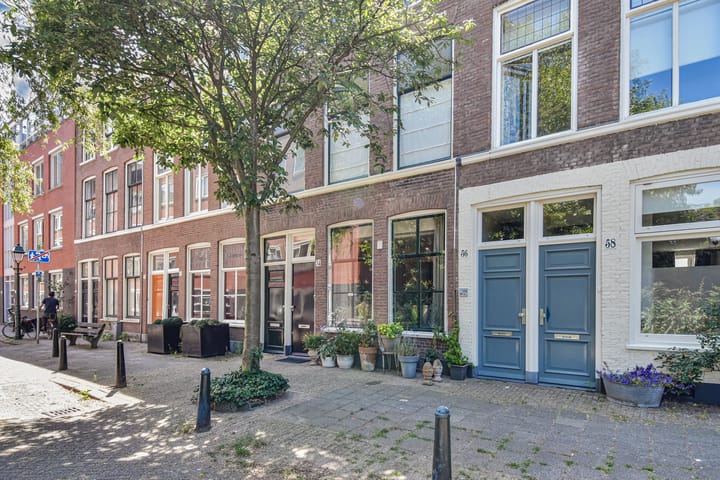 Photo 35 of Bazarlaan 54