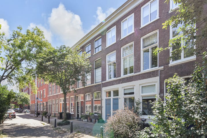 Photo 2 of Bazarlaan 54