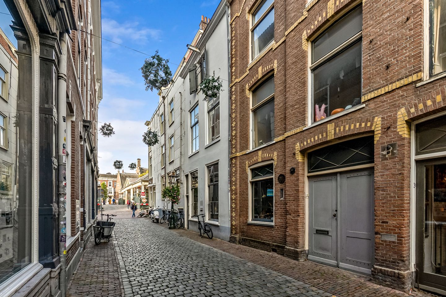 Bekijk foto 2 van Burgsteeg 2