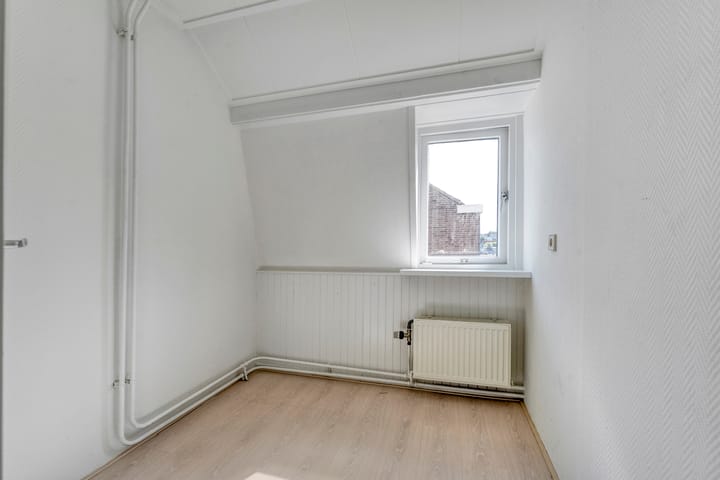 Foto 10 van Julianastraat 19