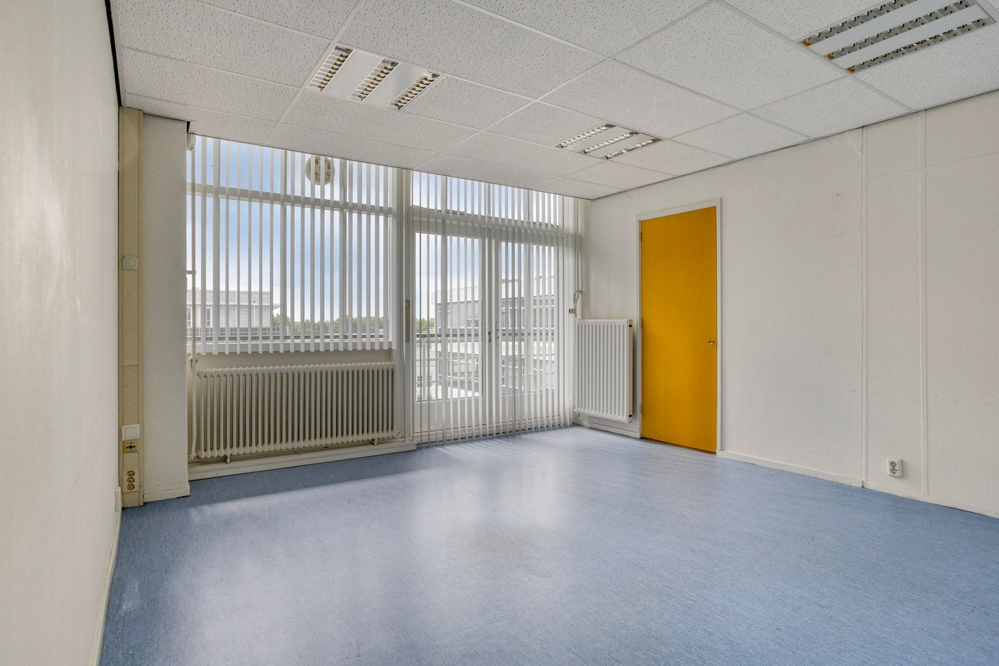 Bekijk foto 3 van Strevelsweg 700