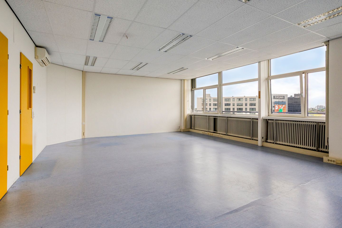 Bekijk foto 4 van Strevelsweg 700