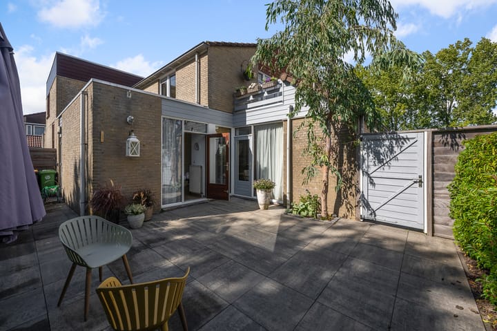 Photo 2 of Kalander 44