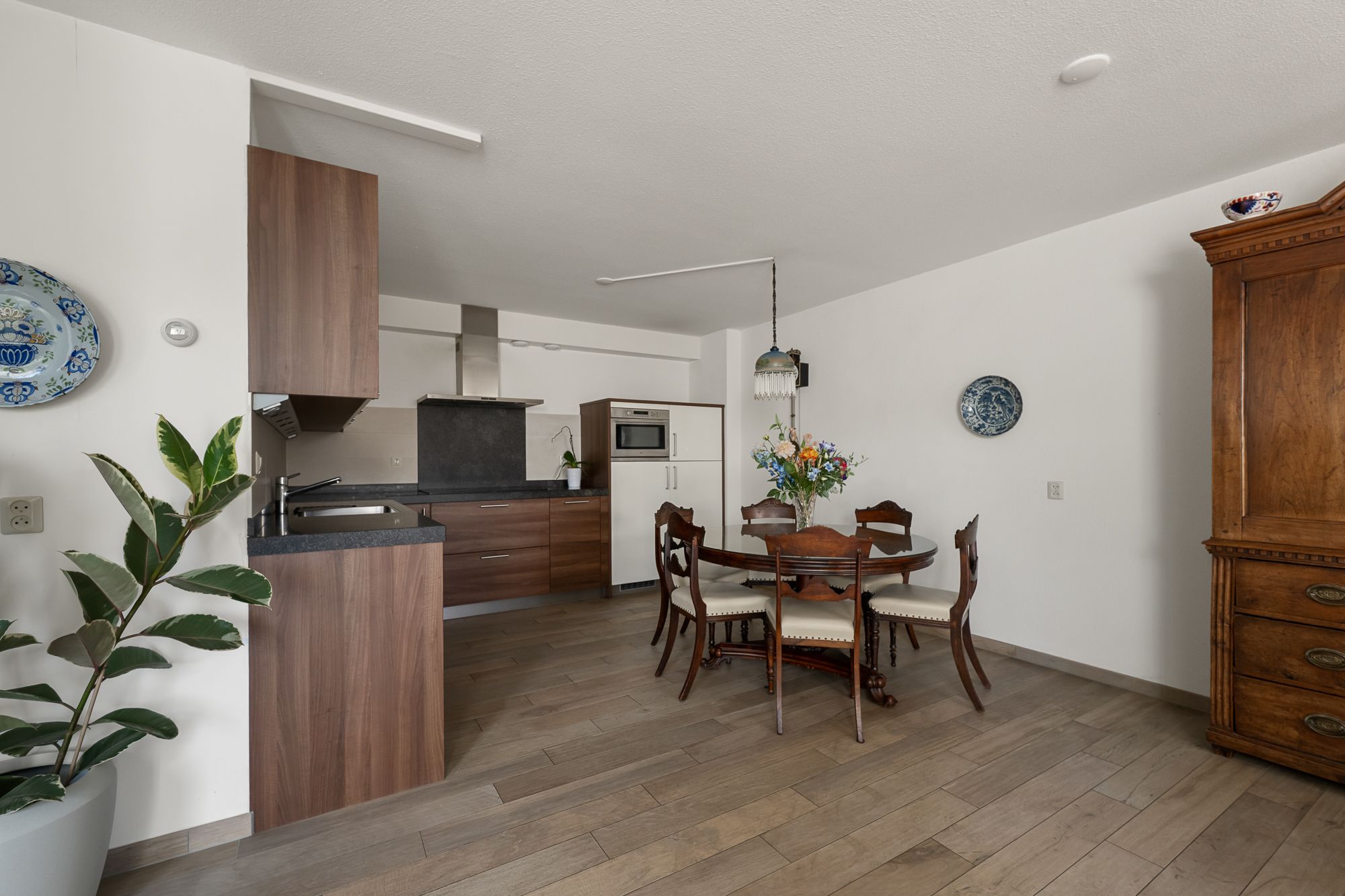 Foto 3 van Kalander 44