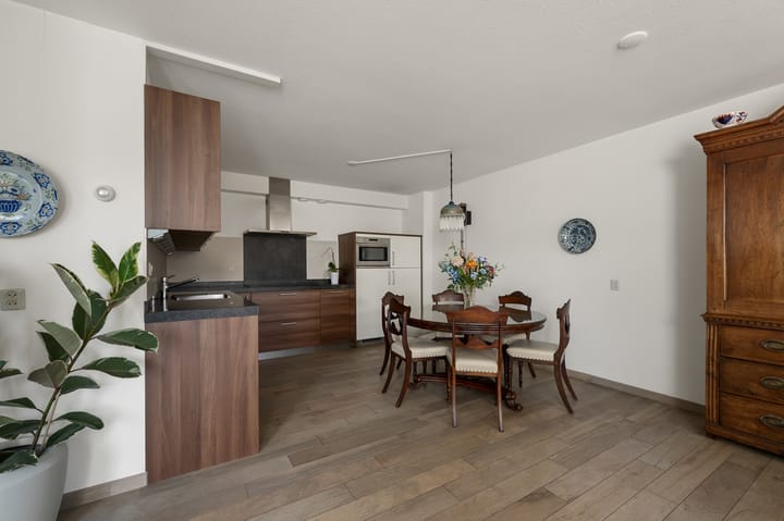 Photo 3 of Kalander 44