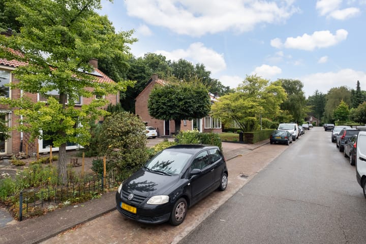 Foto 37 van Ds. Witteveenlaan 11