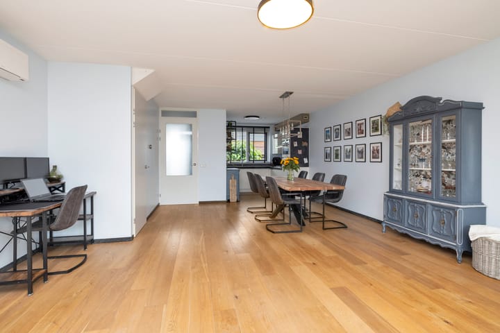 Photo 11 of Kuifeend 23