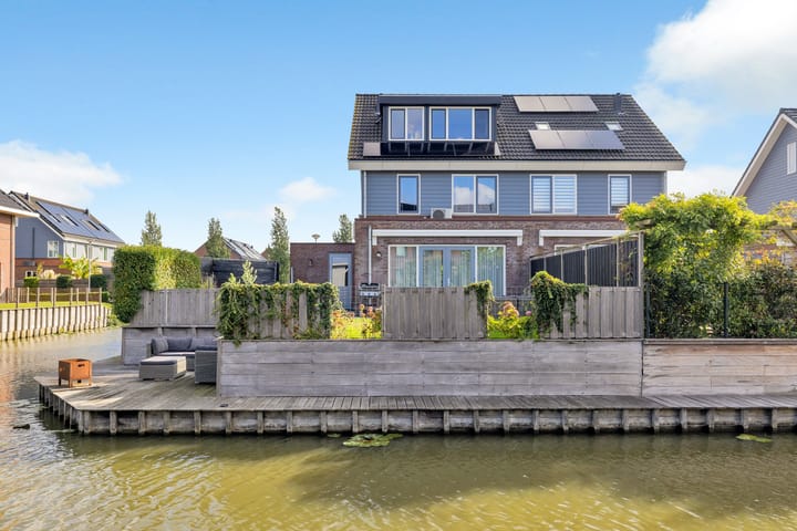 Photo 45 of Kuifeend 23