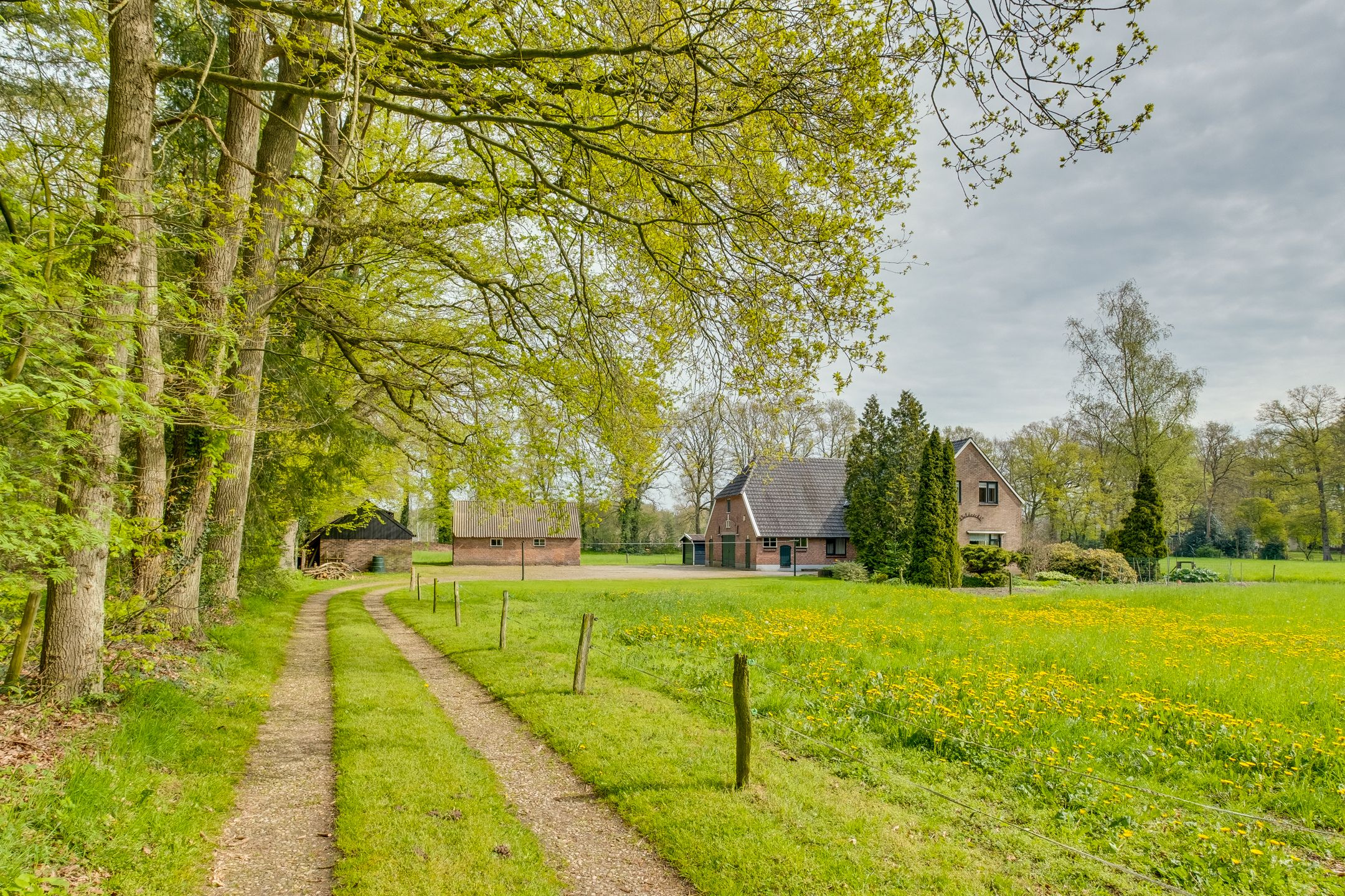 Foto 3 van Huzarenlaan 14