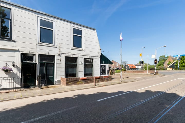 Foto 2 van Zuidereinde 2