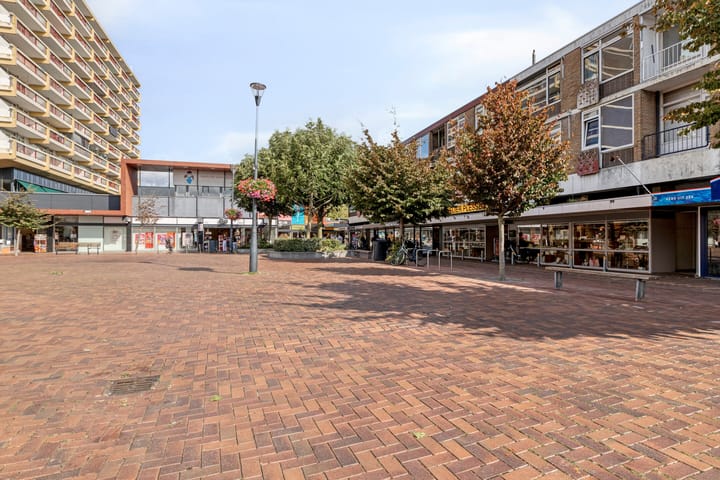 Foto 24 van Bevrijdingsplein 15