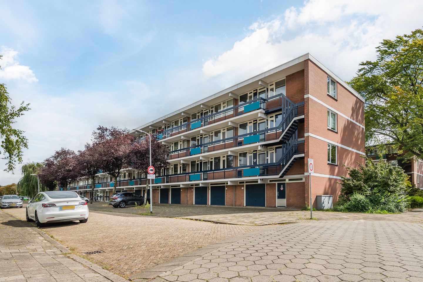 Photo 35 of Anjerstraat 168