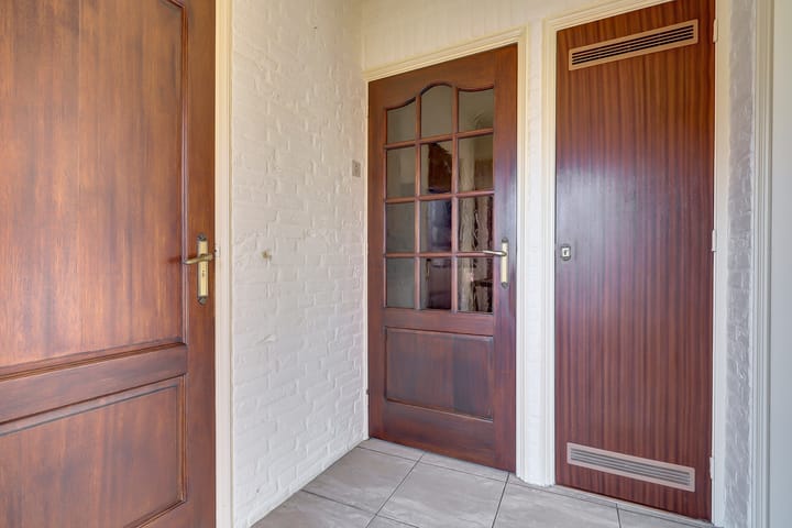 Foto 5 van Middelweg 2