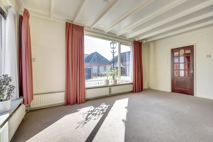 Foto 10 van Middelweg 2