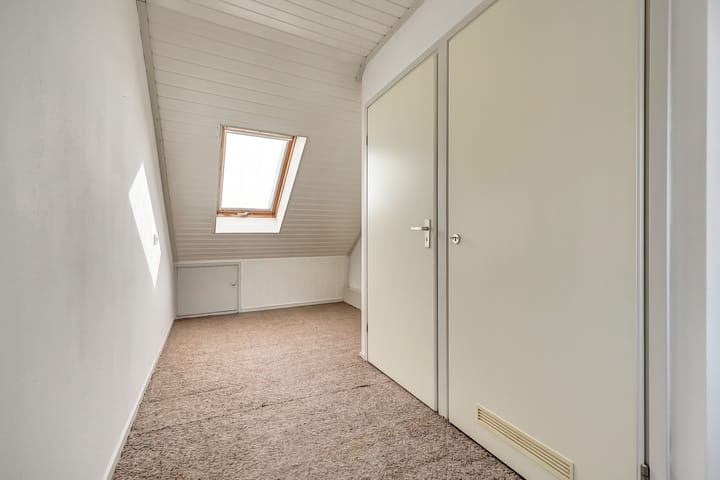 Foto 24 van Middelweg 2